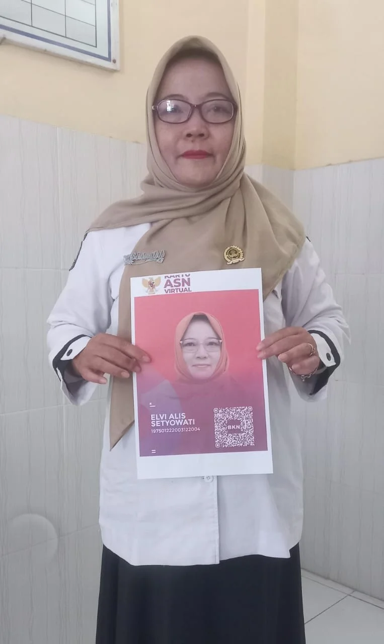 ELVI ALIS SETYOWATI, S.Pd.SD